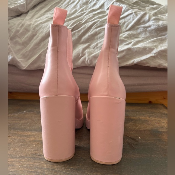 Steve Madden Pink Leather Triple platform Boots - Picture 8 of 15